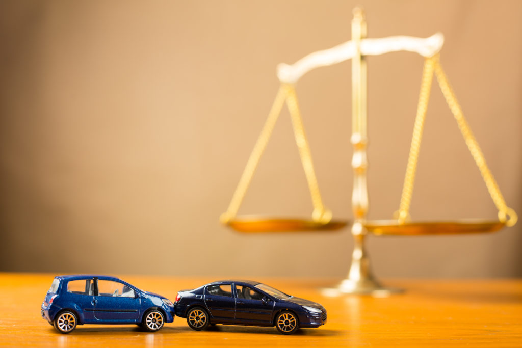 car accident lawyer San Fernando Valley, CA - Car accident need to justice